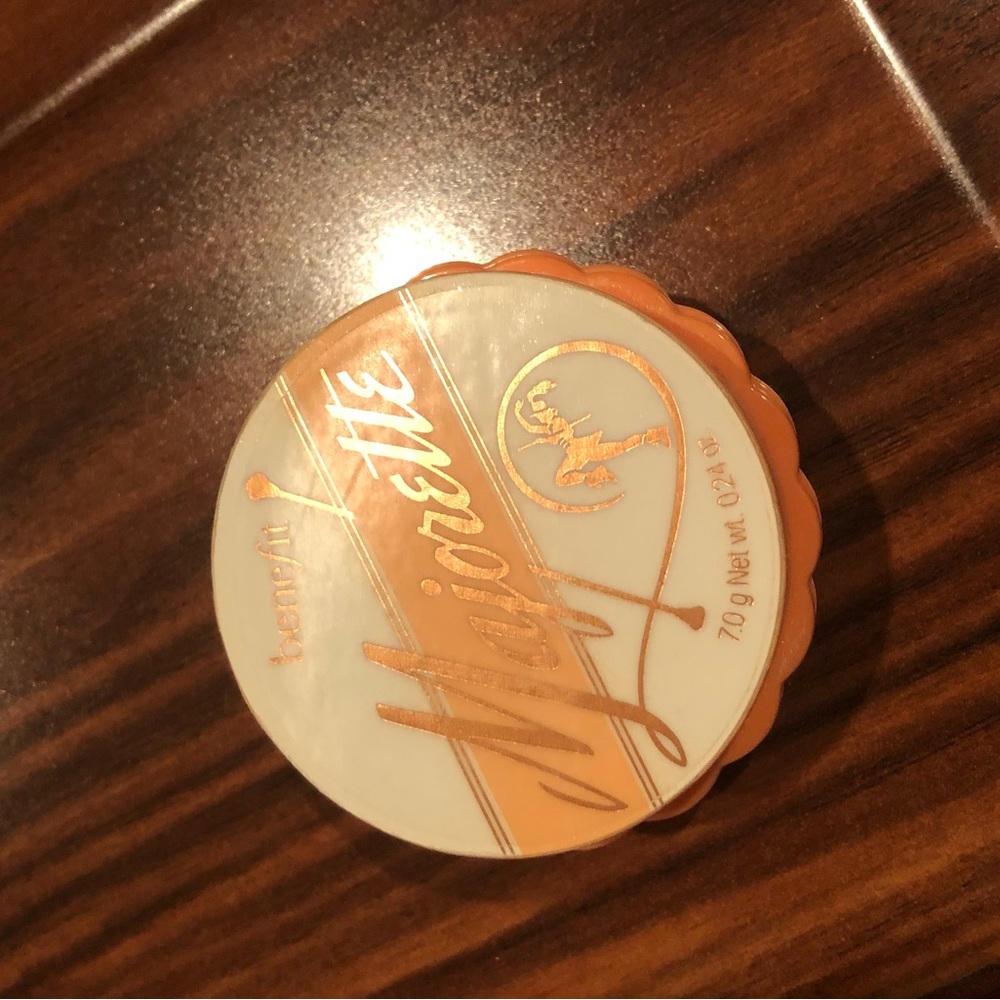 Benefit Majorette blush
